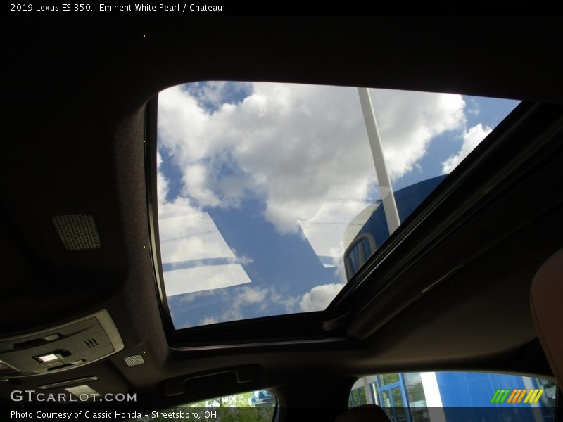 Eminent White Pearl / Chateau 2019 Lexus ES 350