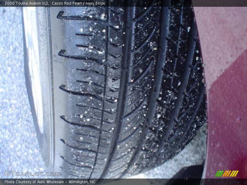 Cassis Red Pearl / Ivory Beige 2008 Toyota Avalon XLS