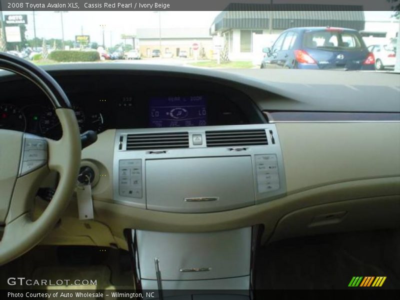 Cassis Red Pearl / Ivory Beige 2008 Toyota Avalon XLS