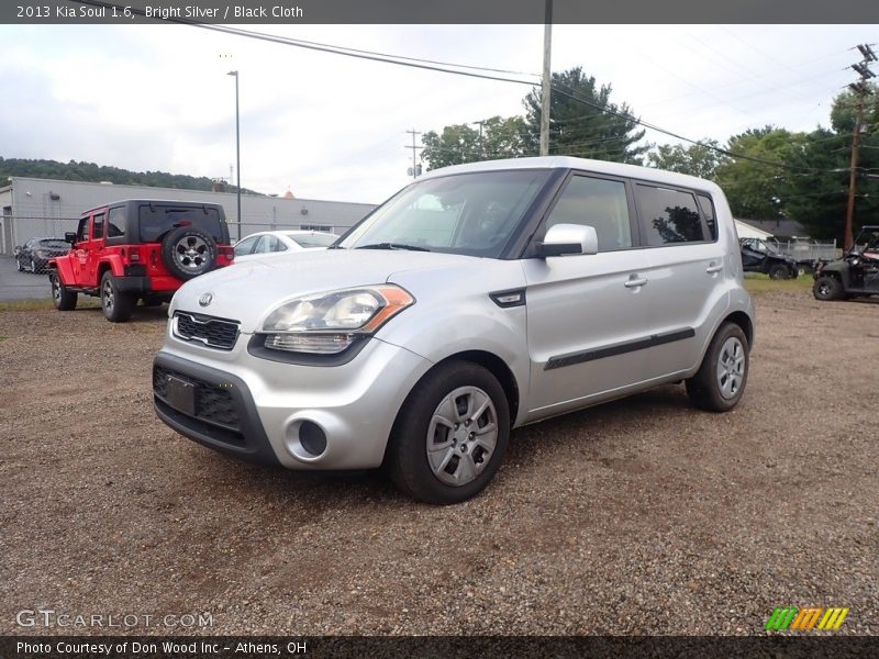 Bright Silver / Black Cloth 2013 Kia Soul 1.6