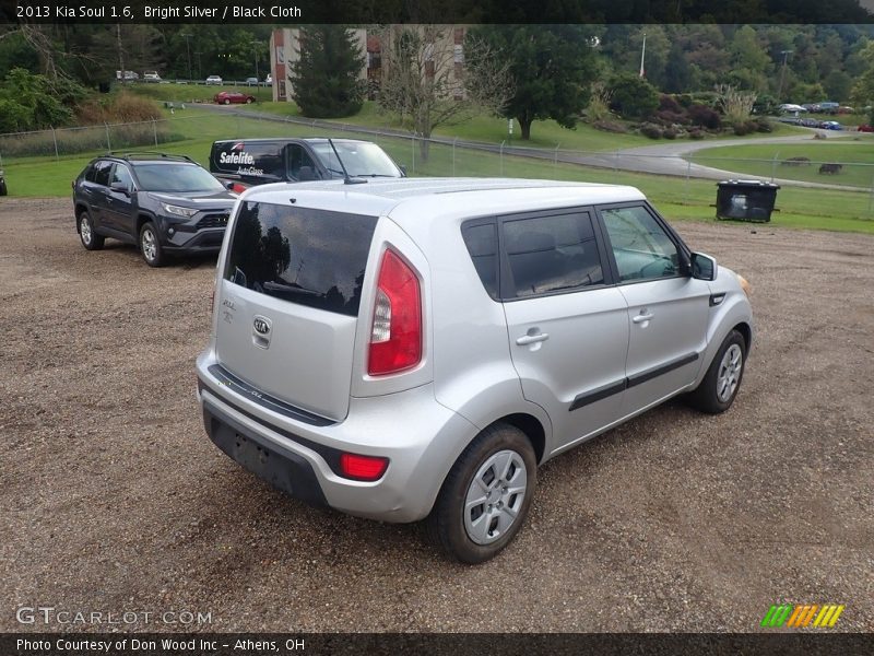 Bright Silver / Black Cloth 2013 Kia Soul 1.6