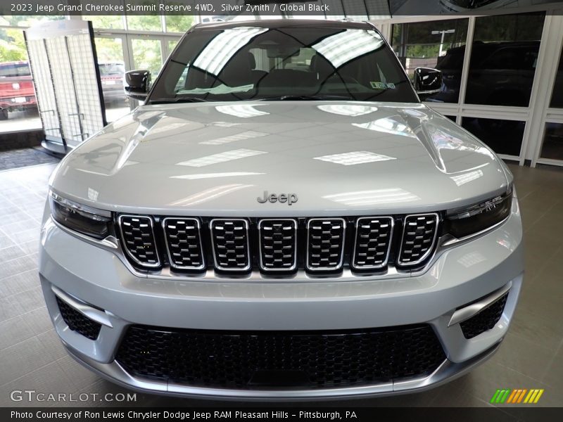 Silver Zynith / Global Black 2023 Jeep Grand Cherokee Summit Reserve 4WD