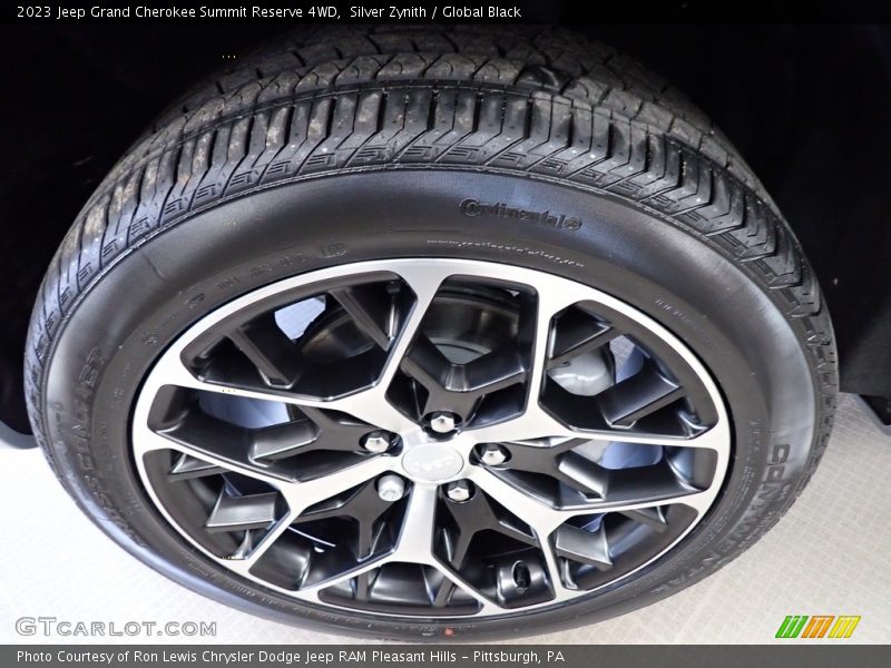  2023 Grand Cherokee Summit Reserve 4WD Wheel