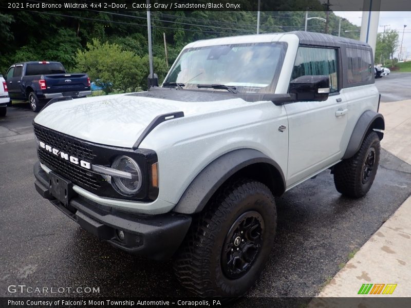 Front 3/4 View of 2021 Bronco Wildtrak 4x4 2-Door