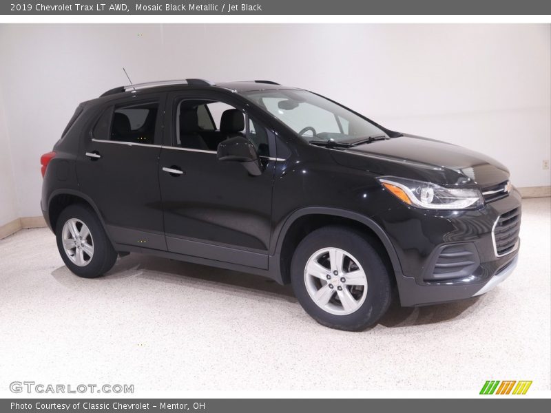 Mosaic Black Metallic / Jet Black 2019 Chevrolet Trax LT AWD
