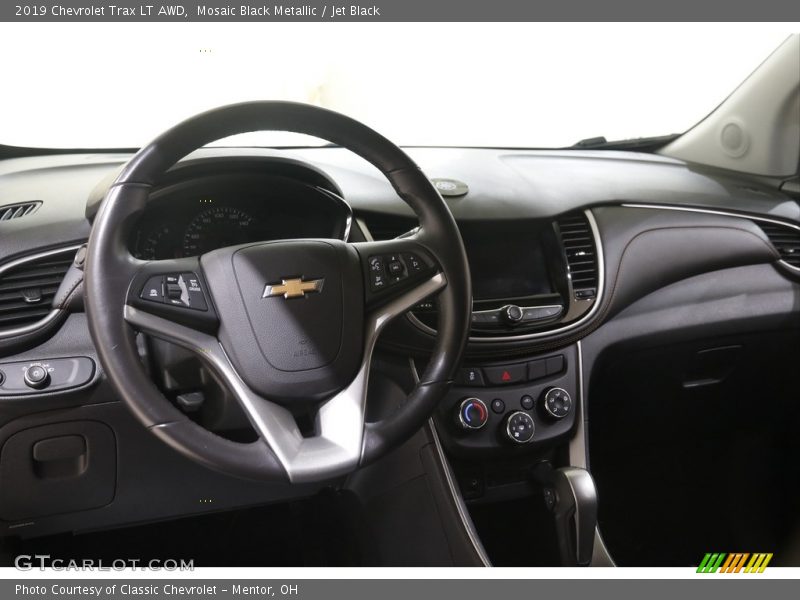 Mosaic Black Metallic / Jet Black 2019 Chevrolet Trax LT AWD