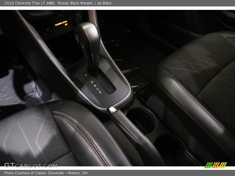 Mosaic Black Metallic / Jet Black 2019 Chevrolet Trax LT AWD