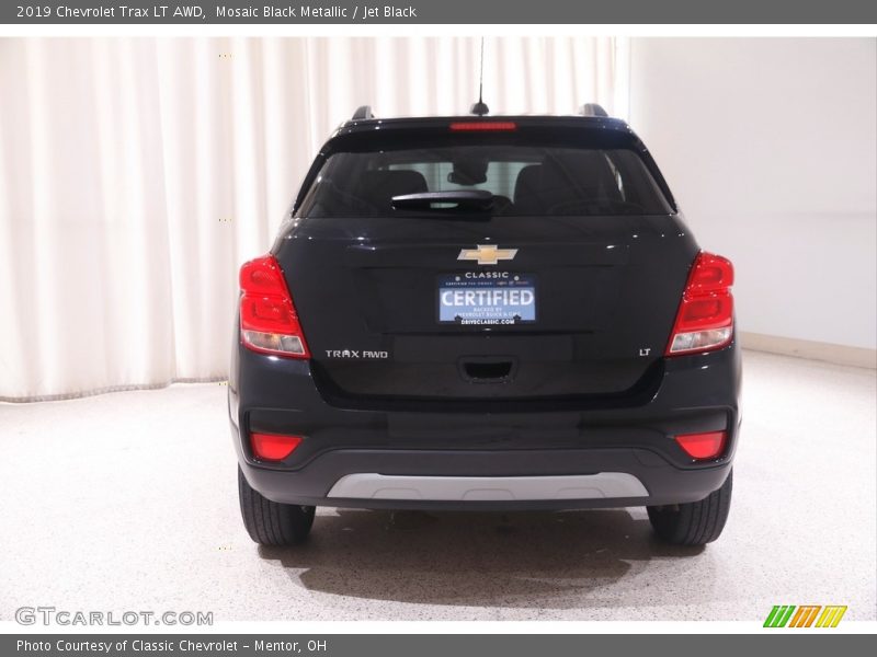 Mosaic Black Metallic / Jet Black 2019 Chevrolet Trax LT AWD