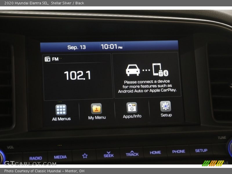 Stellar Silver / Black 2020 Hyundai Elantra SEL
