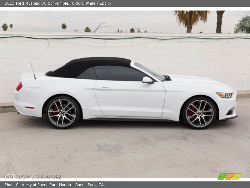 Oxford White / Ebony 2015 Ford Mustang V6 Convertible