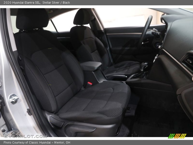Stellar Silver / Black 2020 Hyundai Elantra SEL