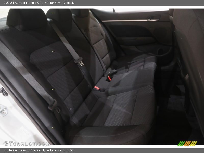 Stellar Silver / Black 2020 Hyundai Elantra SEL
