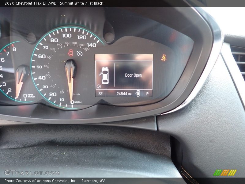 Summit White / Jet Black 2020 Chevrolet Trax LT AWD
