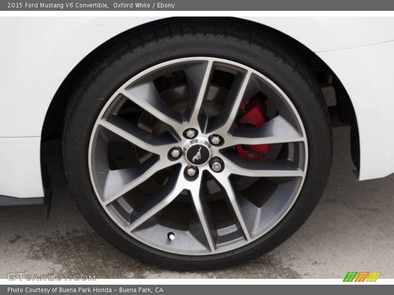 Oxford White / Ebony 2015 Ford Mustang V6 Convertible