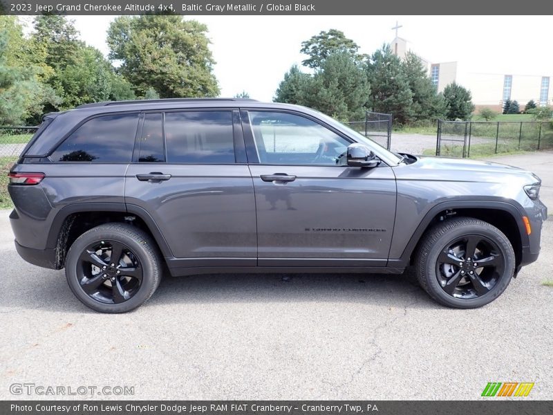  2023 Grand Cherokee Altitude 4x4 Baltic Gray Metallic