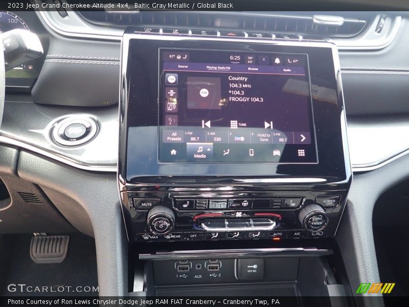 Baltic Gray Metallic / Global Black 2023 Jeep Grand Cherokee Altitude 4x4