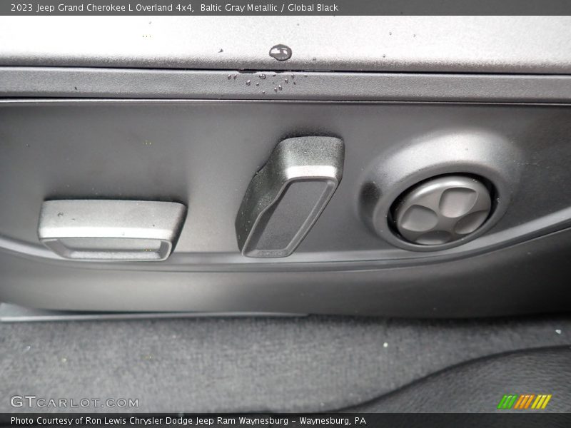 Baltic Gray Metallic / Global Black 2023 Jeep Grand Cherokee L Overland 4x4