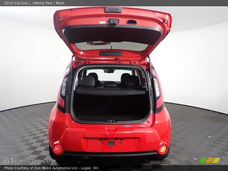 Inferno Red / Black 2016 Kia Soul !