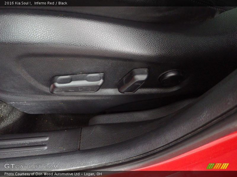 Inferno Red / Black 2016 Kia Soul !