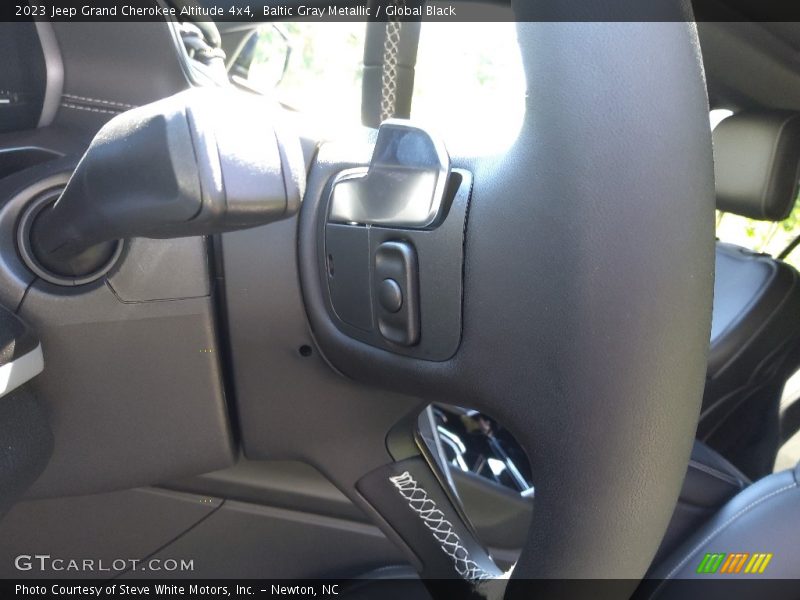 Baltic Gray Metallic / Global Black 2023 Jeep Grand Cherokee Altitude 4x4