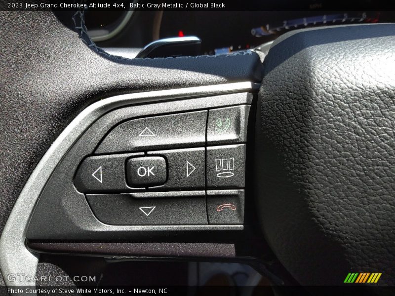Baltic Gray Metallic / Global Black 2023 Jeep Grand Cherokee Altitude 4x4
