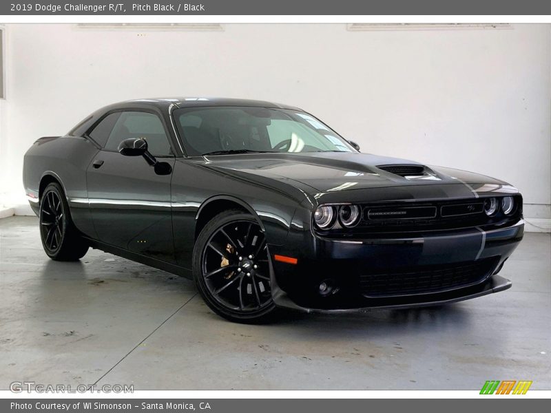 Pitch Black / Black 2019 Dodge Challenger R/T