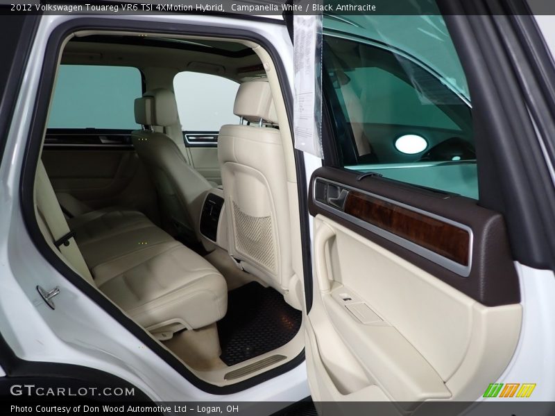 Campanella White / Black Anthracite 2012 Volkswagen Touareg VR6 TSI 4XMotion Hybrid