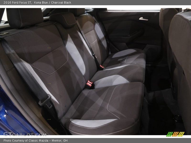 Kona Blue / Charcoal Black 2016 Ford Focus ST