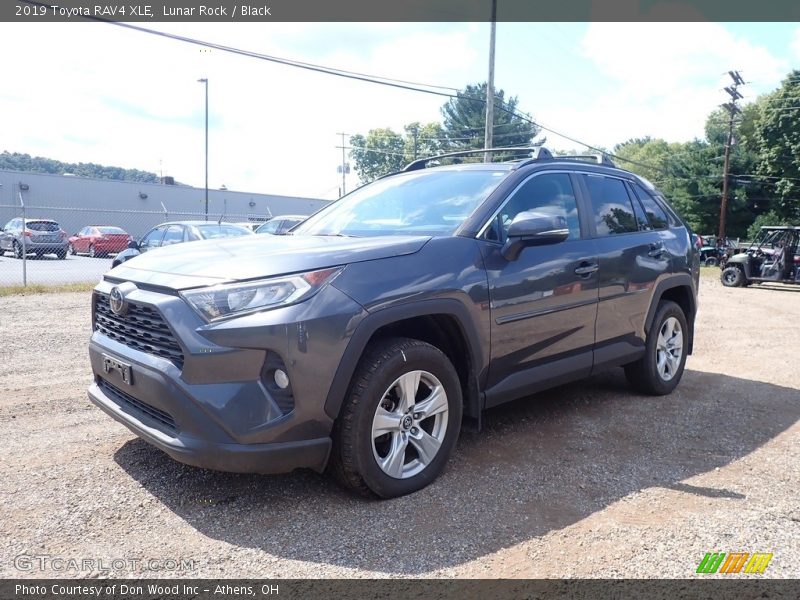 Lunar Rock / Black 2019 Toyota RAV4 XLE