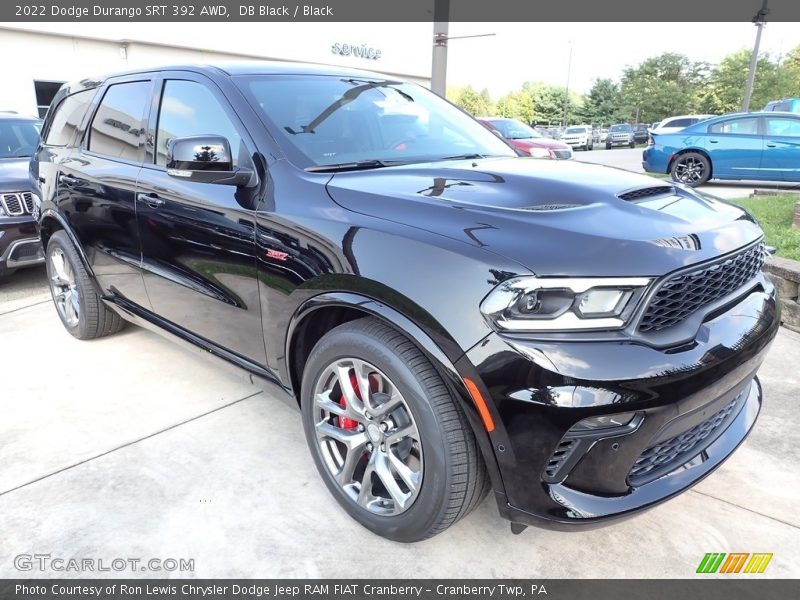 Front 3/4 View of 2022 Durango SRT 392 AWD
