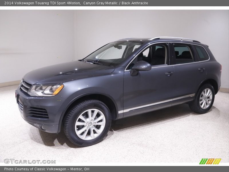 Canyon Gray Metallic / Black Anthracite 2014 Volkswagen Touareg TDI Sport 4Motion