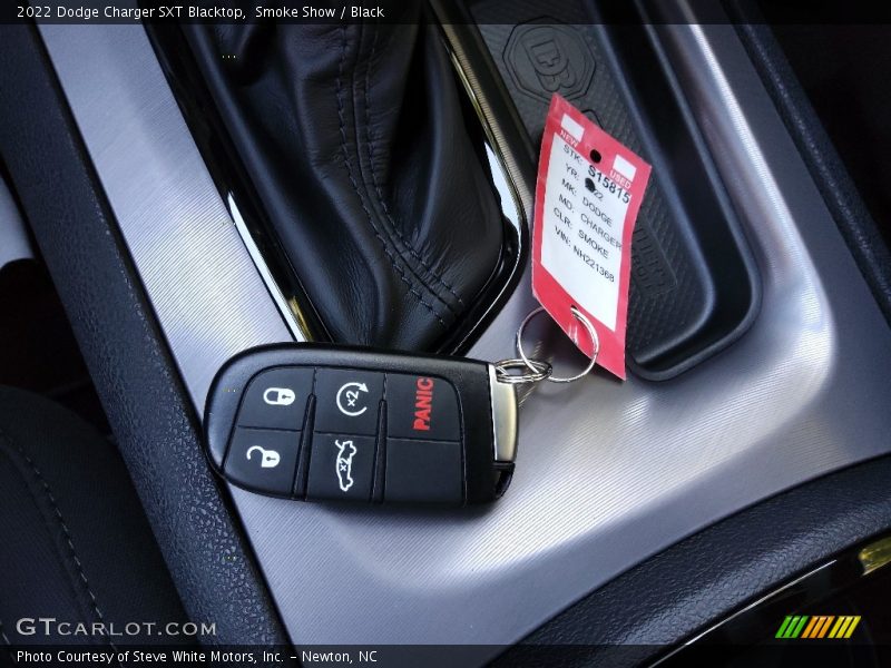 Smoke Show / Black 2022 Dodge Charger SXT Blacktop
