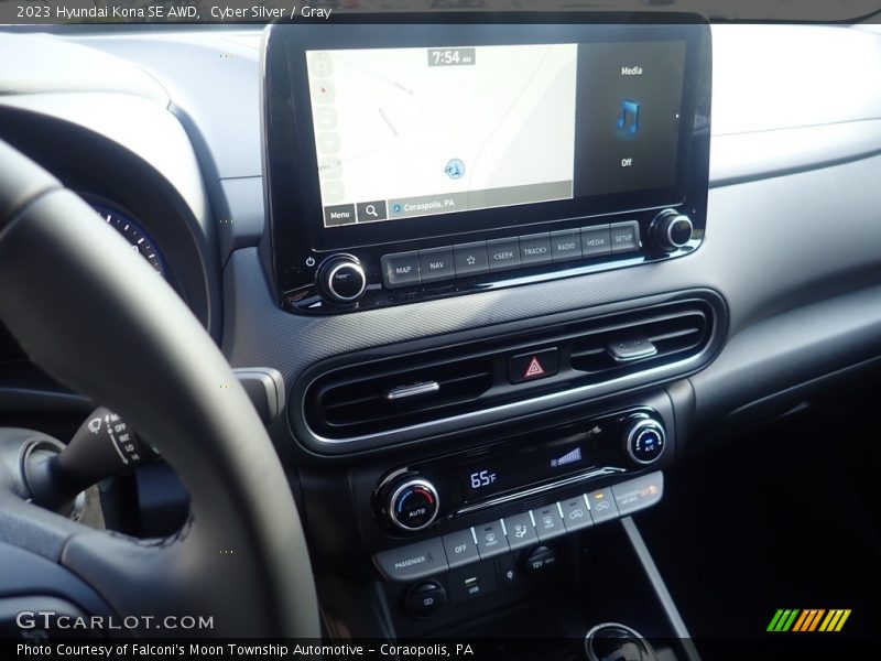Controls of 2023 Kona SE AWD