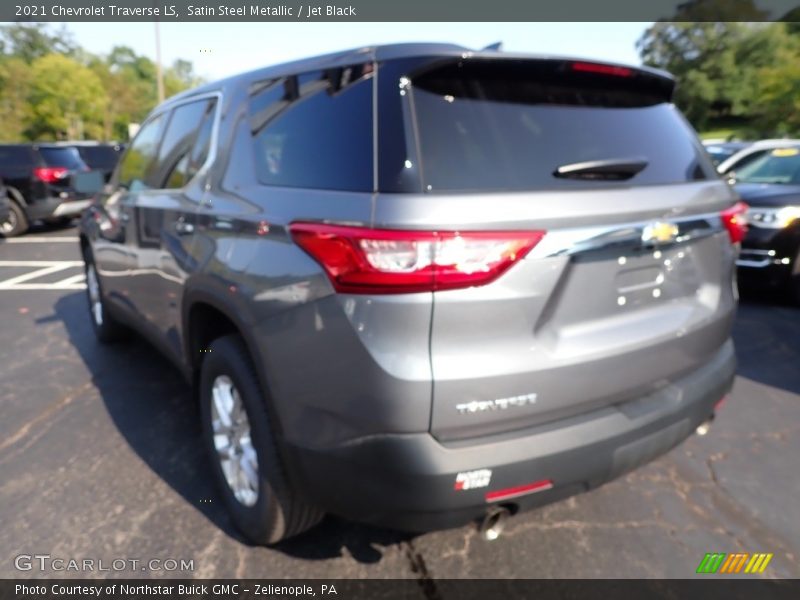 Satin Steel Metallic / Jet Black 2021 Chevrolet Traverse LS