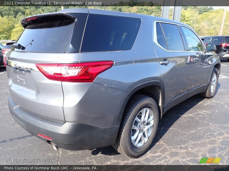 Satin Steel Metallic / Jet Black 2021 Chevrolet Traverse LS