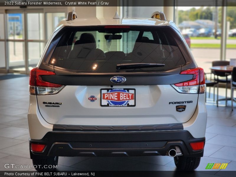Crystal White Pearl / Gray 2022 Subaru Forester Wilderness