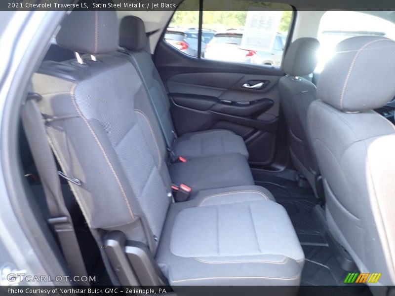 Satin Steel Metallic / Jet Black 2021 Chevrolet Traverse LS