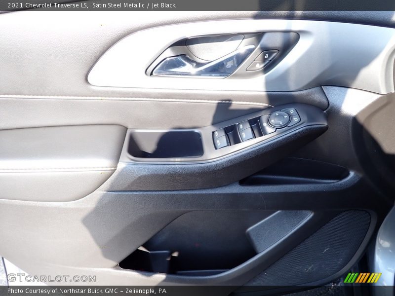 Satin Steel Metallic / Jet Black 2021 Chevrolet Traverse LS