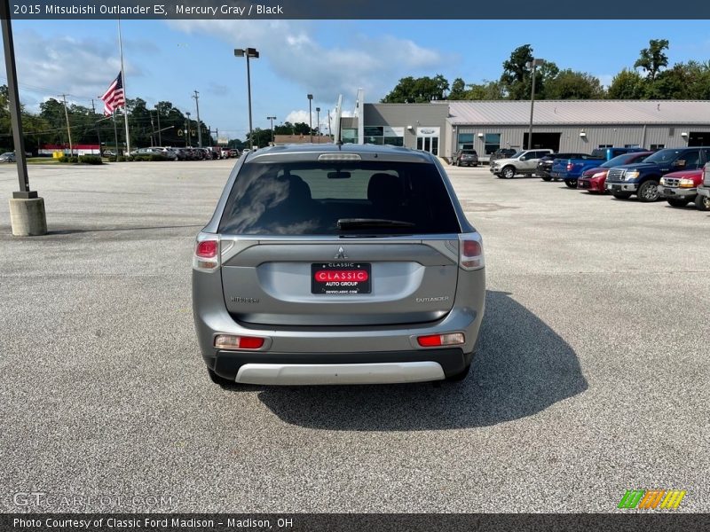 Mercury Gray / Black 2015 Mitsubishi Outlander ES