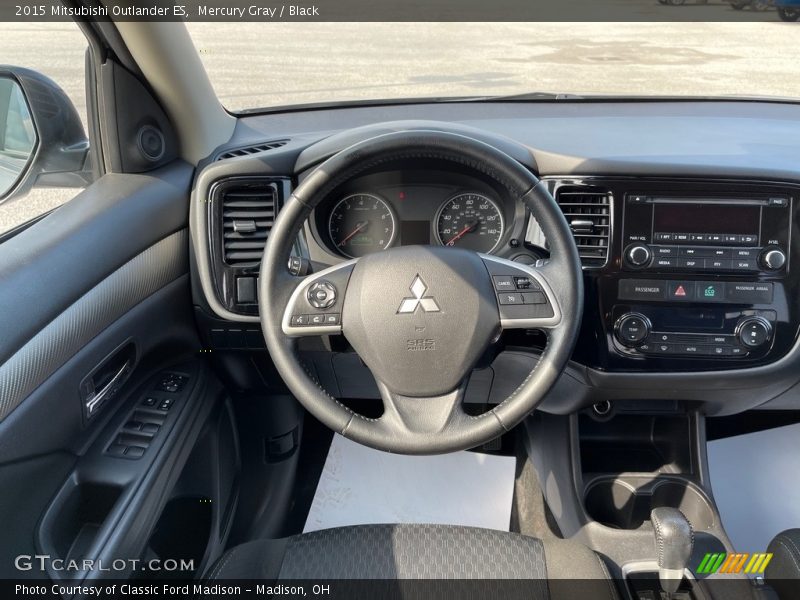 Dashboard of 2015 Outlander ES