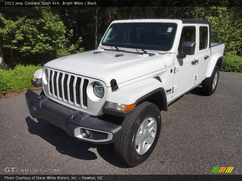 Bright White / Black 2022 Jeep Gladiator Sport 4x4