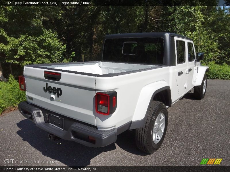 Bright White / Black 2022 Jeep Gladiator Sport 4x4