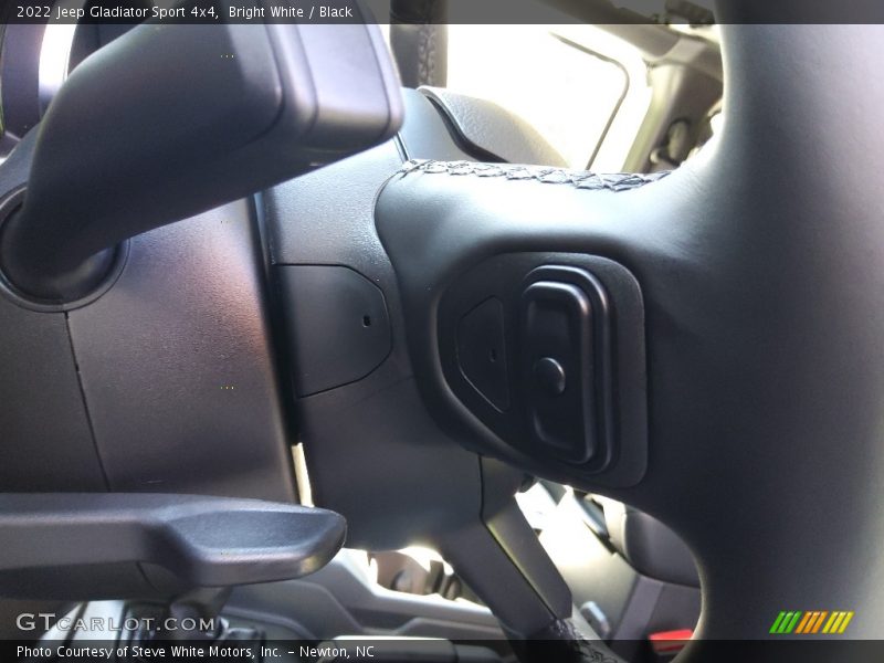 Bright White / Black 2022 Jeep Gladiator Sport 4x4