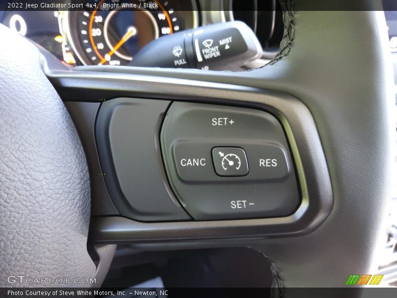 Bright White / Black 2022 Jeep Gladiator Sport 4x4