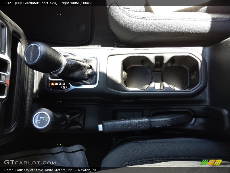 Bright White / Black 2022 Jeep Gladiator Sport 4x4