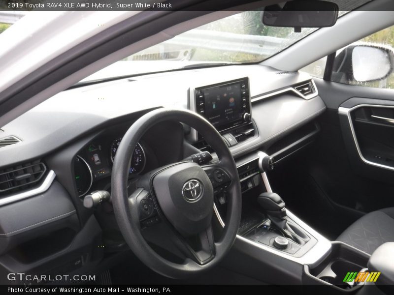 Super White / Black 2019 Toyota RAV4 XLE AWD Hybrid