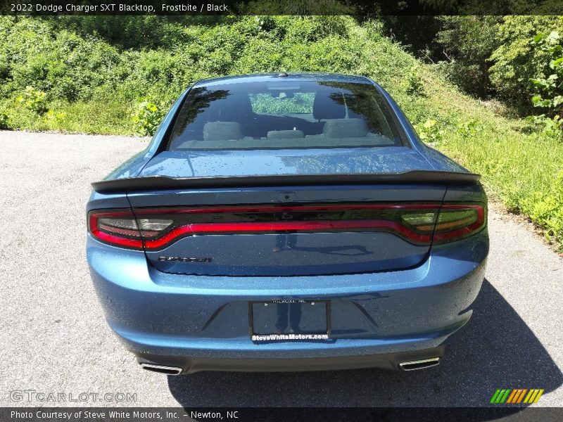 Frostbite / Black 2022 Dodge Charger SXT Blacktop