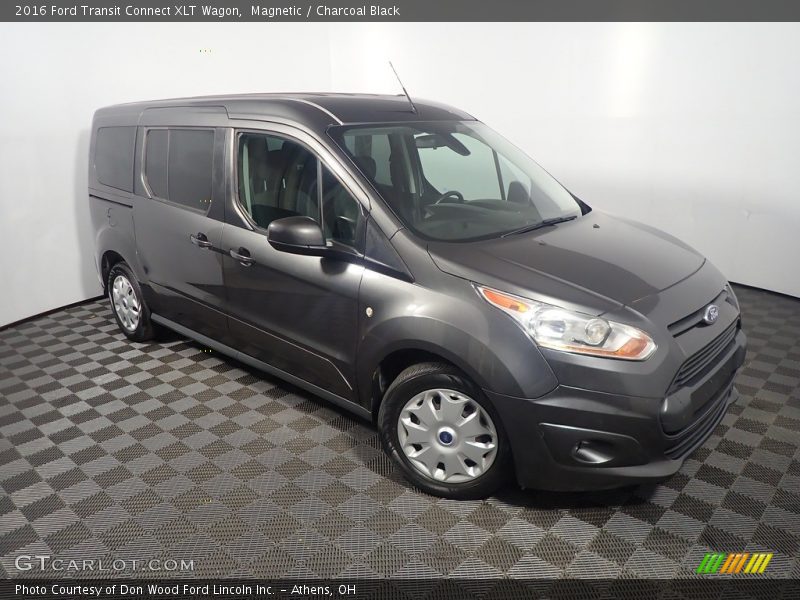 Front 3/4 View of 2016 Transit Connect XLT Wagon
