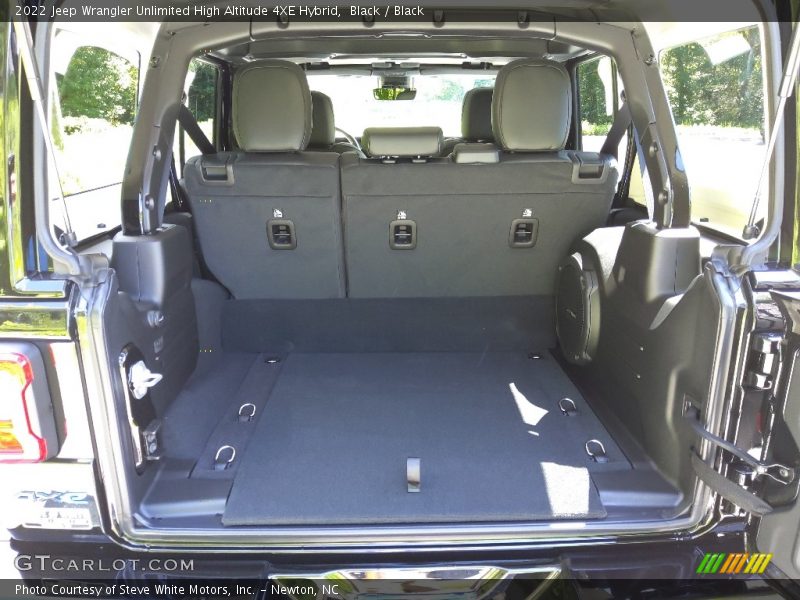  2022 Wrangler Unlimited High Altitude 4XE Hybrid Trunk