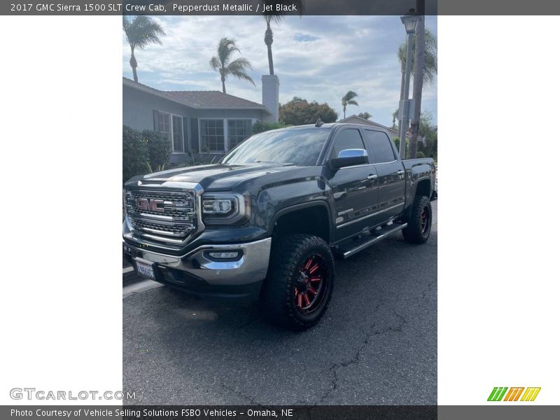 Pepperdust Metallic / Jet Black 2017 GMC Sierra 1500 SLT Crew Cab